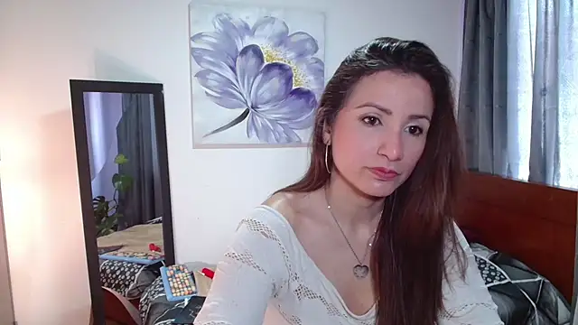 vanessabrown  online show from 15, 3, 2025