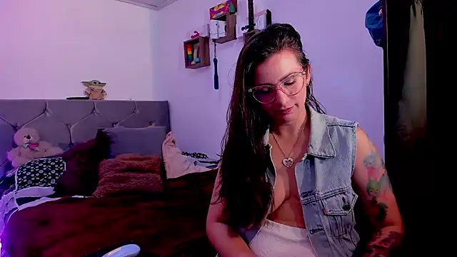 vanessabrown  online show from 15, 1, 2026