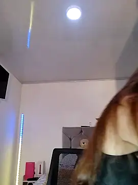 vanessabrown  online show from 13, 3, 2026