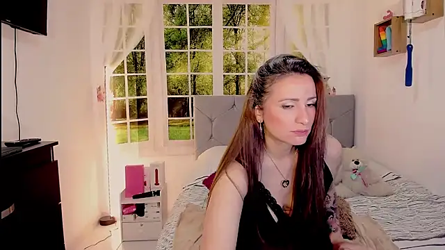 vanessabrown  online show from 18, 6, 2026