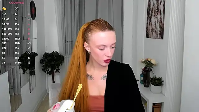 Salme Sweet online show from 5, 10, 2025