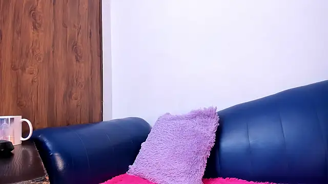 Mature Skinny online show from 11, 4, 2026