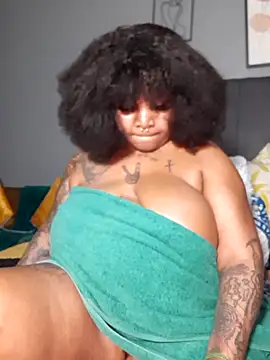 PearlSexxy69 online show from 17, 10, 2025