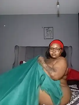 PearlSexxy69 online show from 24, 6, 2026
