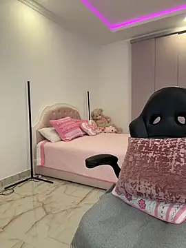 Sensualtease online show from 11, 3, 2026