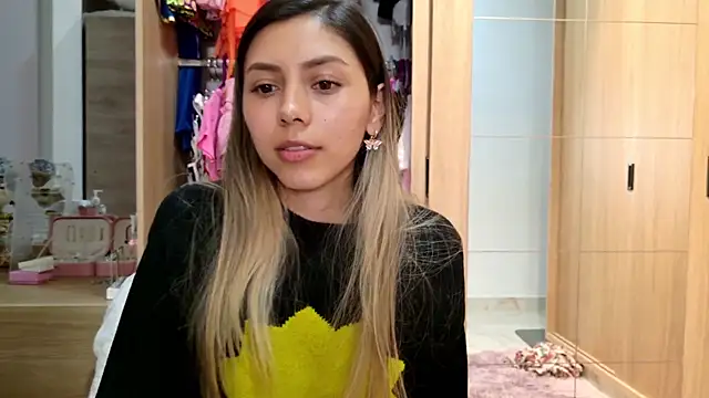 Sensualtease online show from 19, 1, 2025