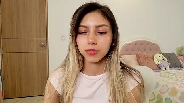 Sensualtease online show from 1, 2, 2025