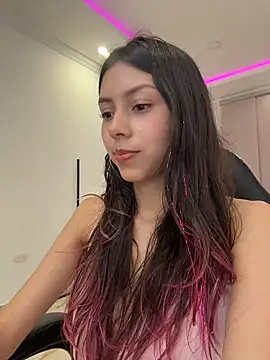 Sensualtease online show from 24, 4, 2026