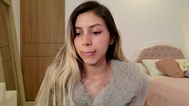 Sensualtease online show from 18, 1, 2025