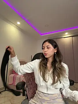 Sensualtease online show from 2, 12, 2025