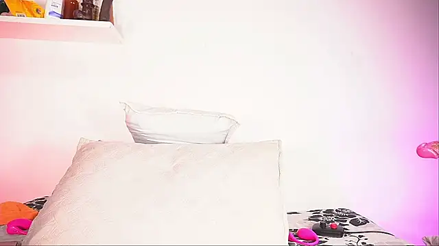 sofi decker online show from 10, 9, 2025