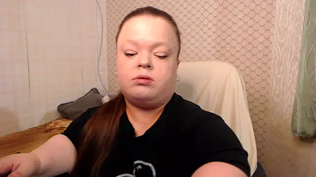 Janiffer MiMi online show from 4, 6, 2026