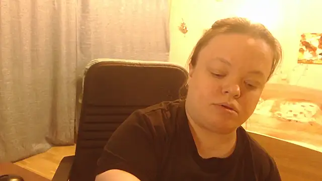 Janiffer MiMi online show from 21, 2, 2025