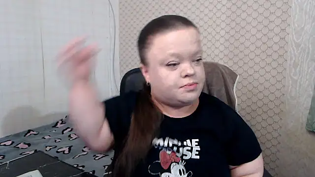 Janiffer MiMi online show from 11, 5, 2026
