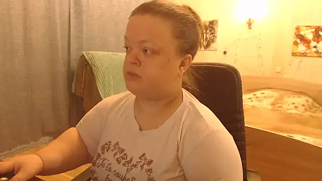 Janiffer MiMi online show from 19, 2, 2025