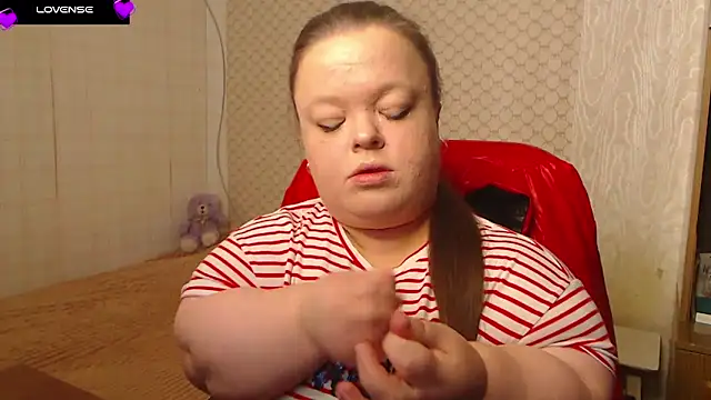 Janiffer MiMi online show from 16, 11, 2025