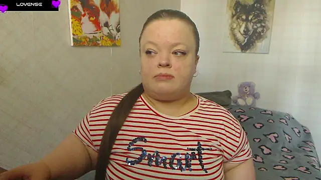 Janiffer MiMi online show from 23, 9, 2025