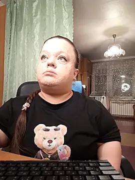 Janiffer MiMi online show from 28, 4, 2026