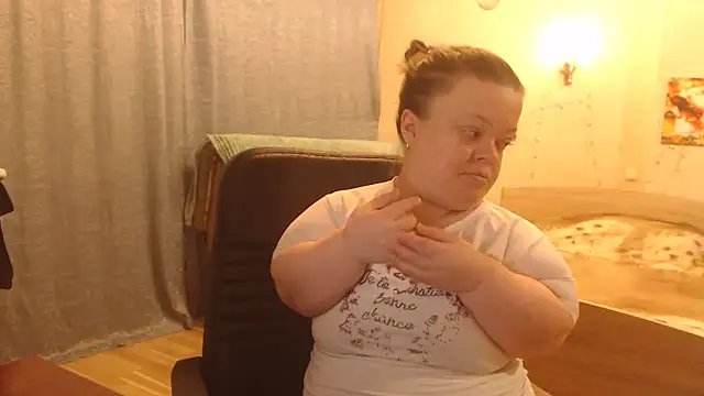 Janiffer MiMi online show from 19, 2, 2025