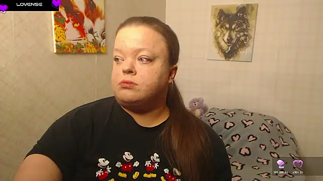 Janiffer MiMi online show from 8, 11, 2025