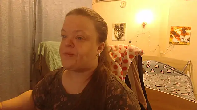 Janiffer MiMi online show from 8, 2, 2025