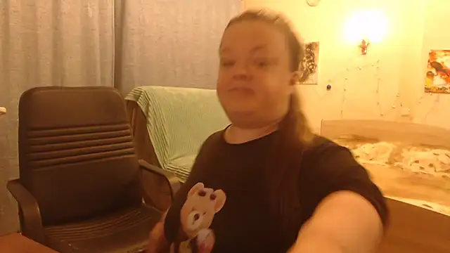 Janiffer MiMi online show from 22, 2, 2025