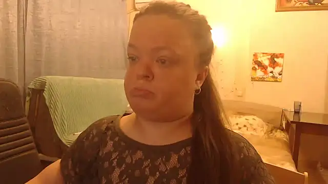 Janiffer MiMi online show from 5, 3, 2025