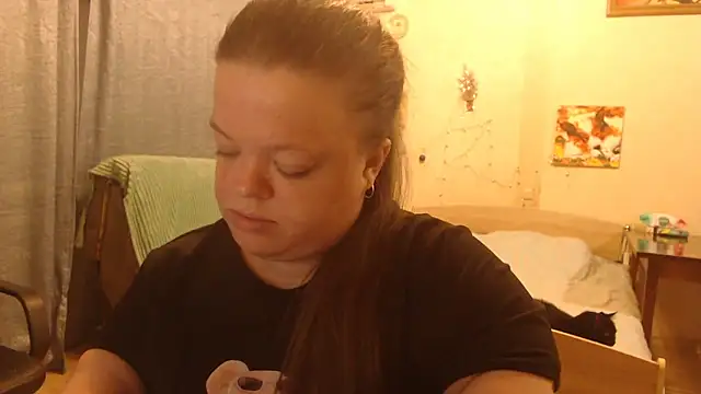 Janiffer MiMi online show from 13, 3, 2025