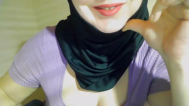 Snapshot of PinkPudding chatting on 2, 12, 2024 PinkPudding online show from 2, 12, 2024