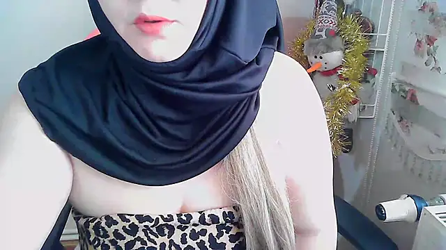 Snapshot of PinkPudding chatting on 20, 12, 2024 PinkPudding online show from 20, 12, 2024