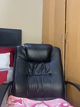 BADFATASS85 online show from 16, 4, 2026