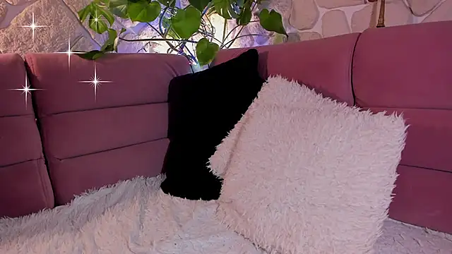 glamour kitten online show from 19, 2, 2026