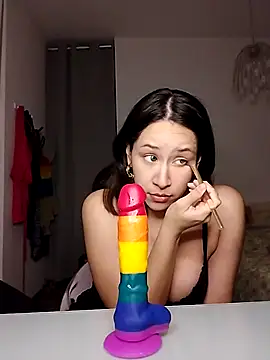 kittenpurrr online show from 2, 12, 2025