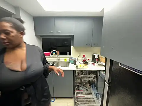 Cherishcherrysha online show from 24, 2, 2026