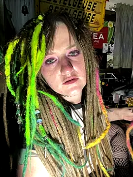Snapshot of 1-800-FUCKYOU chatting on 22, 10, 2025 1-800-FUCKYOU online show from 22, 10, 2025