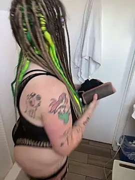 Snapshot of 1-800-FUCKYOU chatting on 16, 10, 2025 1-800-FUCKYOU online show from 16, 10, 2025