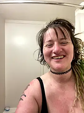 Snapshot of 1-800-FUCKYOU chatting on 13, 1, 2026 1-800-FUCKYOU online show from 13, 1, 2026