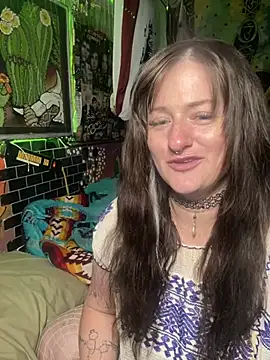 Snapshot of 1-800-FUCKYOU chatting on 10, 4, 2026 1-800-FUCKYOU online show from 10, 4, 2026