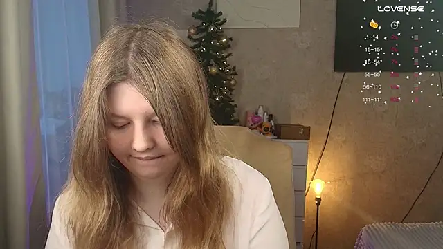 Vivian cutie online show from 20, 12, 2025