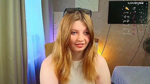 Vivian cutie online show from 12, 10, 2025