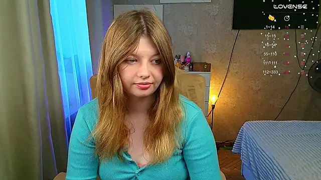 Vivian cutie online show from 9, 10, 2025