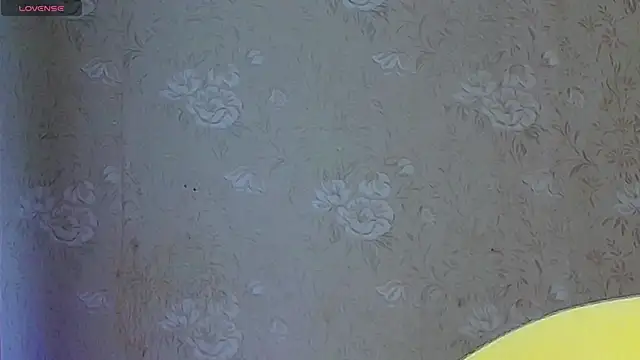 Vivian cutie online show from 14, 9, 2025