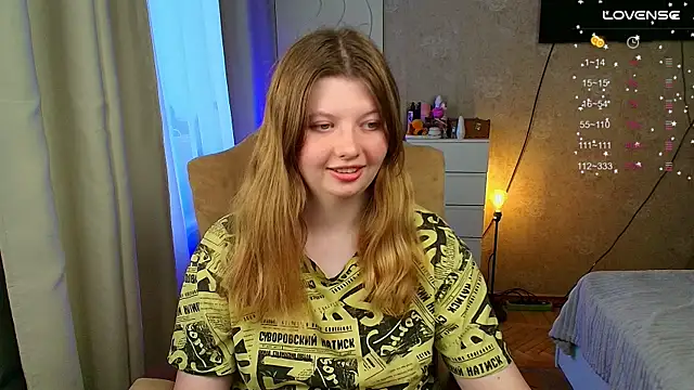 Vivian cutie online show from 18, 9, 2025