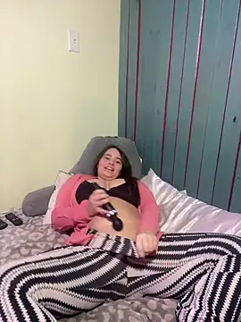 CamilaLovexoxo online show from 18, 12, 2024