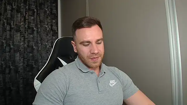 Thori92 online show from 10, 4, 2026