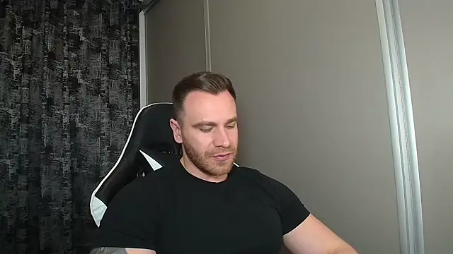 Thori92 online show from 2, 4, 2026