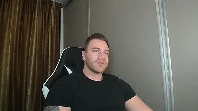 Thori92 online show from 14, 12, 2025