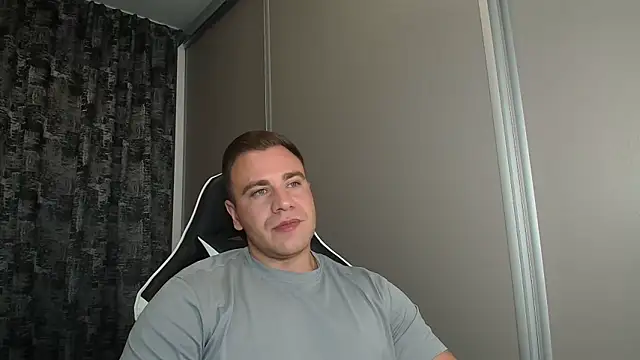 Thori92 online show from 20, 9, 2025