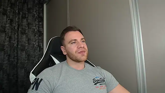 Thori92 online show from 6, 3, 2026