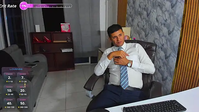 Snapshot of IreneAndGeorge chatting on 18, 12, 2025 IreneAndGeorge online show from 18, 12, 2025